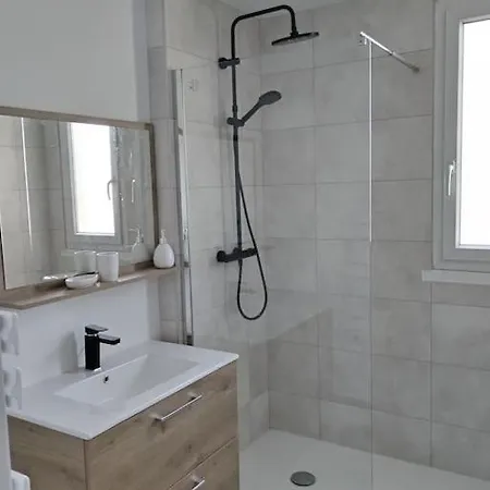 Cosyflat A 10 Min De Cergy Prefecture Apartamento